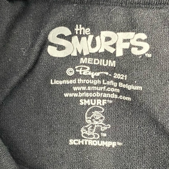 Smurfs "chillin" mushroom graphic short sleeve tee black red blue white medium - Picture 4 of 8